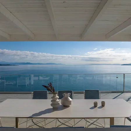 Stoa Apartment