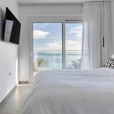Stoa Apartment Katavolos